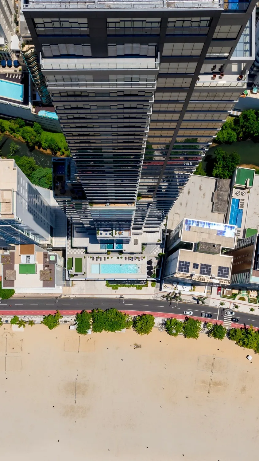 Splendido by Cechinel: Ultra-Luxury Oceanfront Residence in Centro