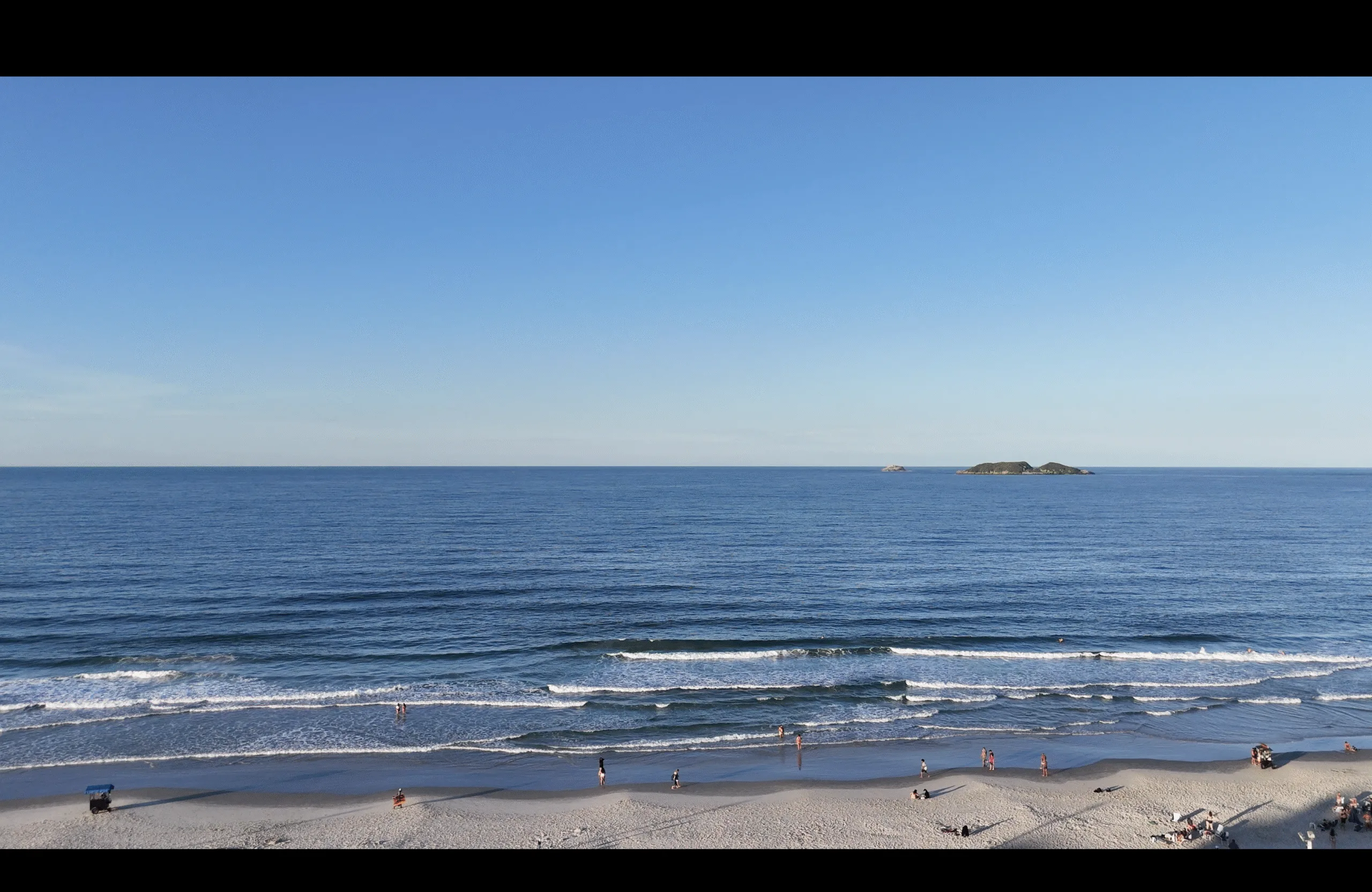 Gaivotas 4: Contemporary Studio in Florianópolis