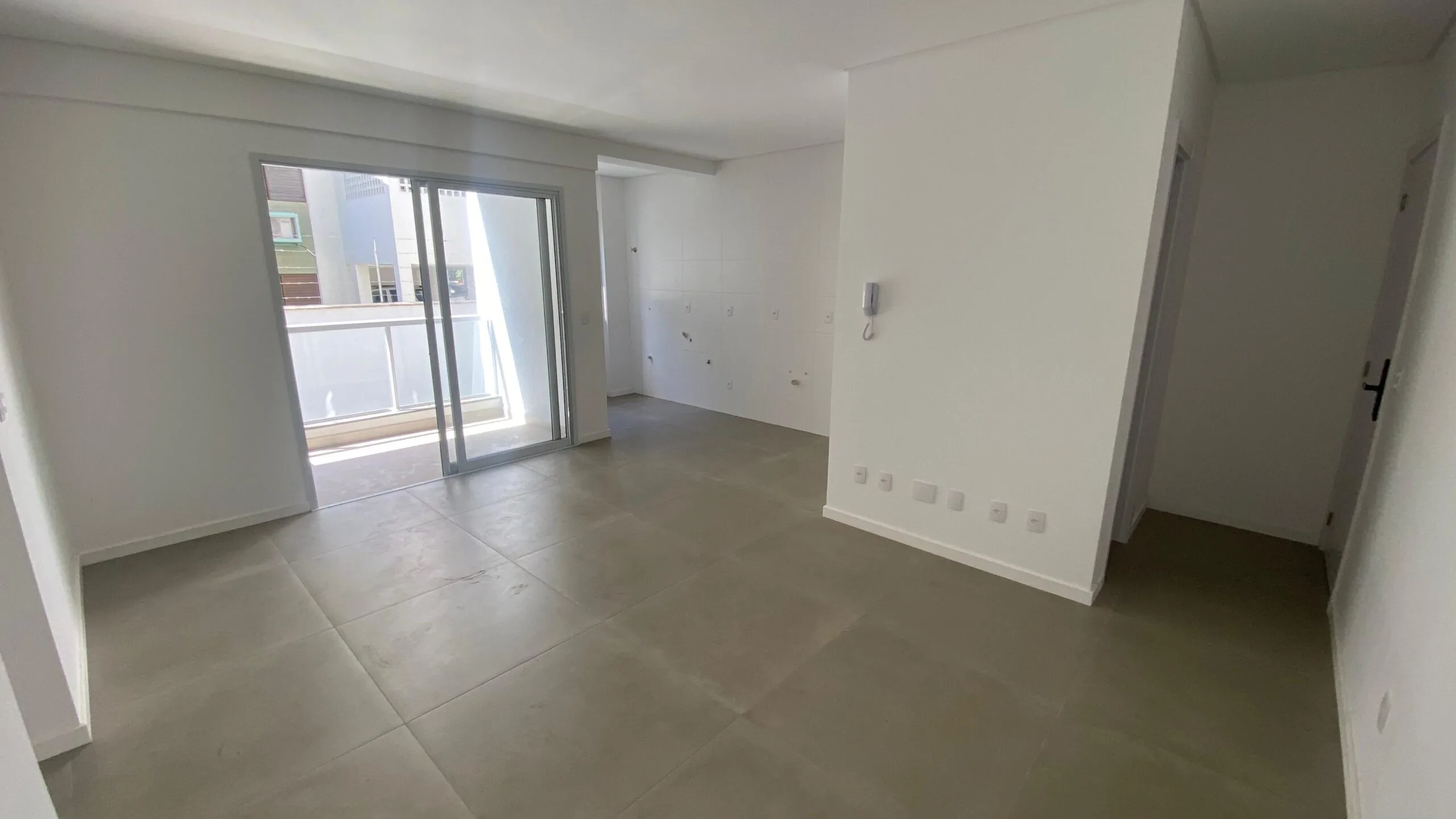 Contemporary Residence in Ingleses, Florianópolis