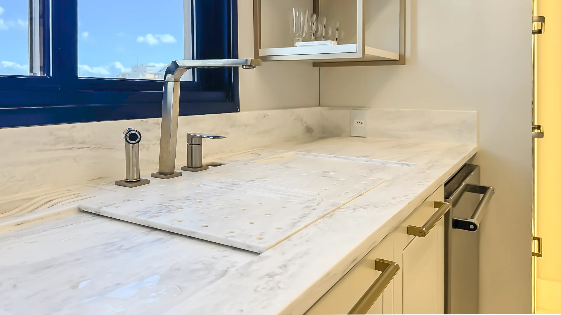 Authentique by Agnes: Luxury House with Ocean Views in Florianópolis