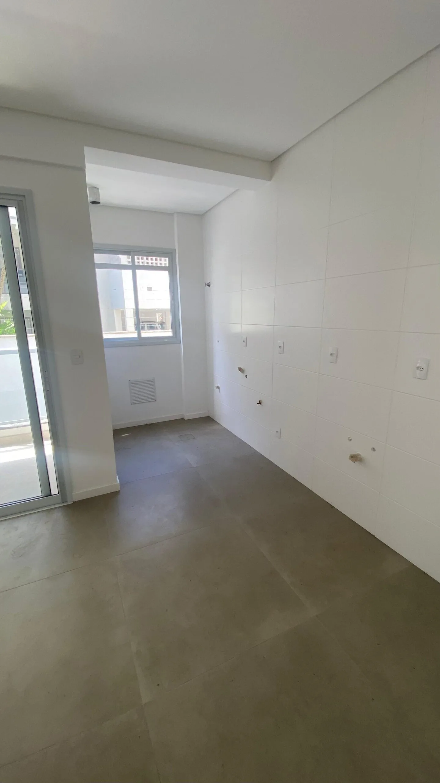 Contemporary Residence in Ingleses, Florianópolis
