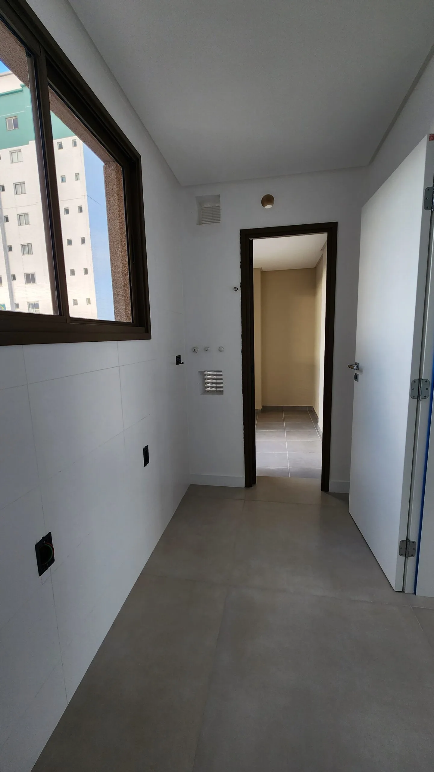 Admirá by Arrka: Luxury Duplex with Rooftop Resort in Balneário Camboriú