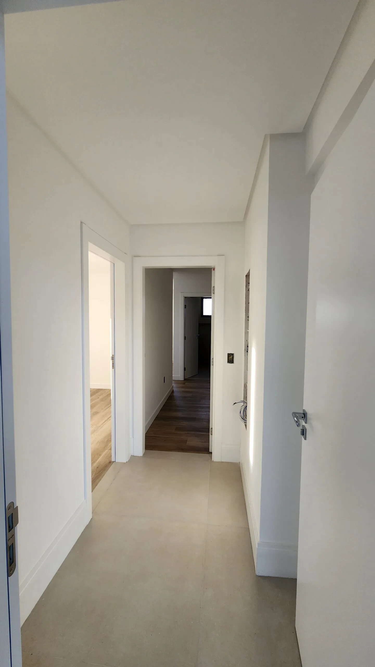 Admirá by Arrka: Luxury Duplex with Rooftop Resort in Balneário Camboriú