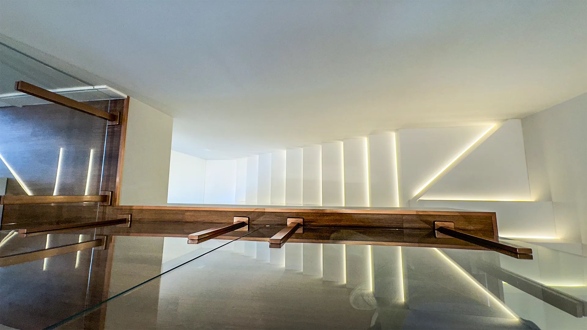 Authentique Jurerê: Luxury Oceanview Residence in Florianópolis