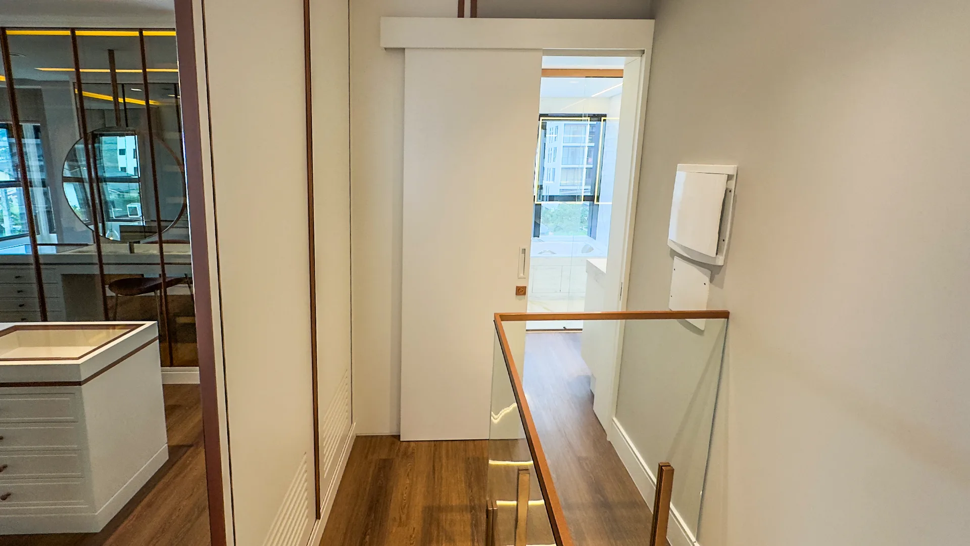 Authentique Jurerê: Luxury Oceanview Residence in Florianópolis