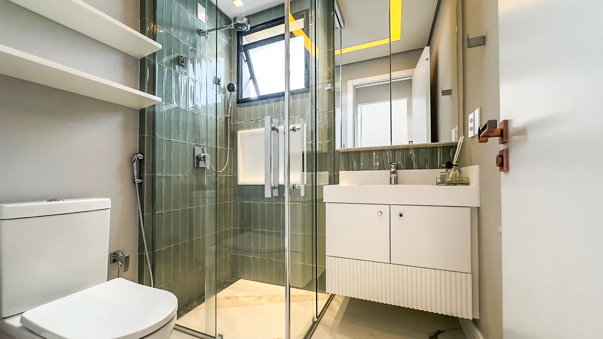 Authentique Jurerê: Luxury Oceanview Residence in Florianópolis