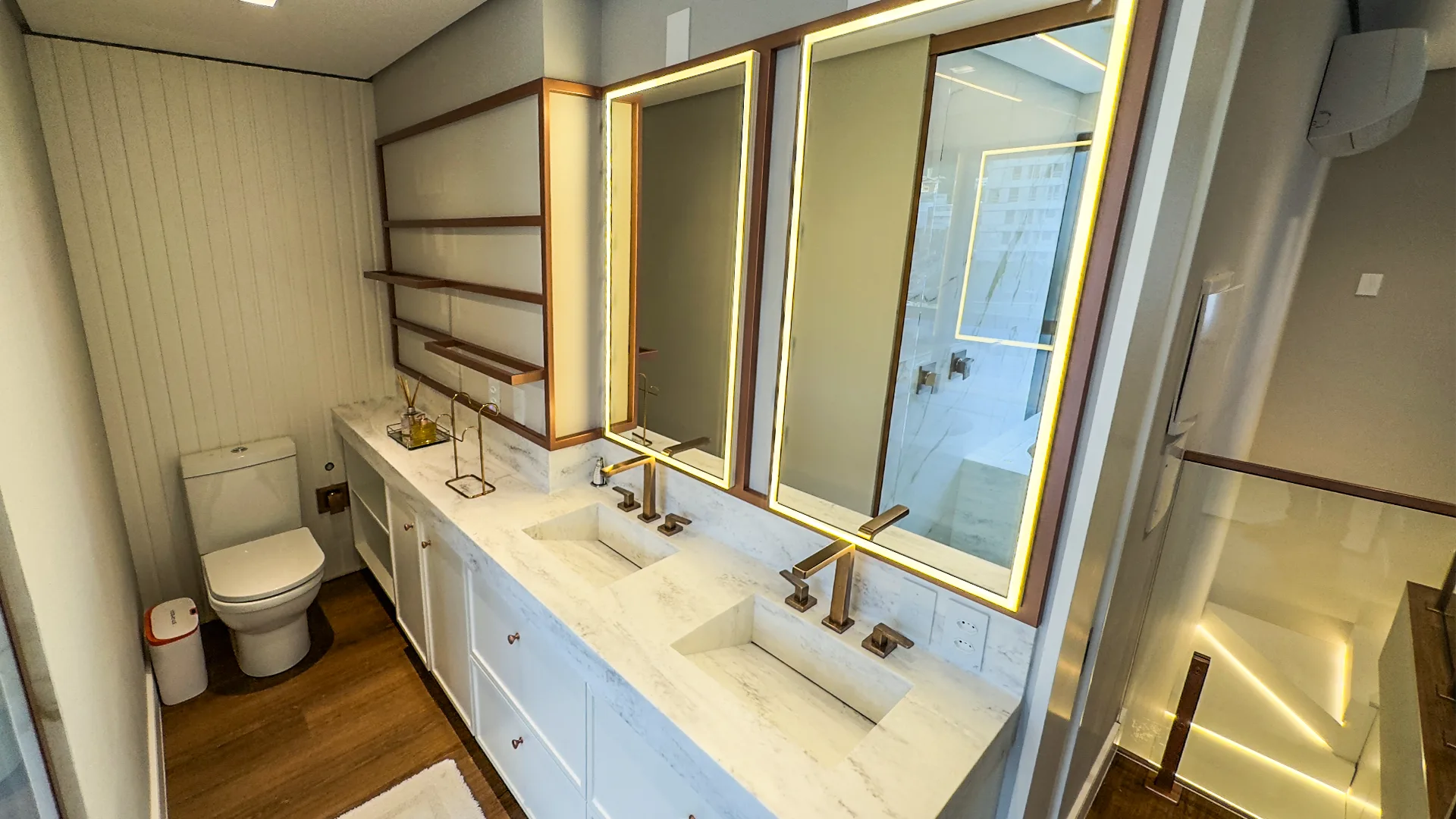 Authentique Jurerê: Luxury Oceanview Residence in Florianópolis