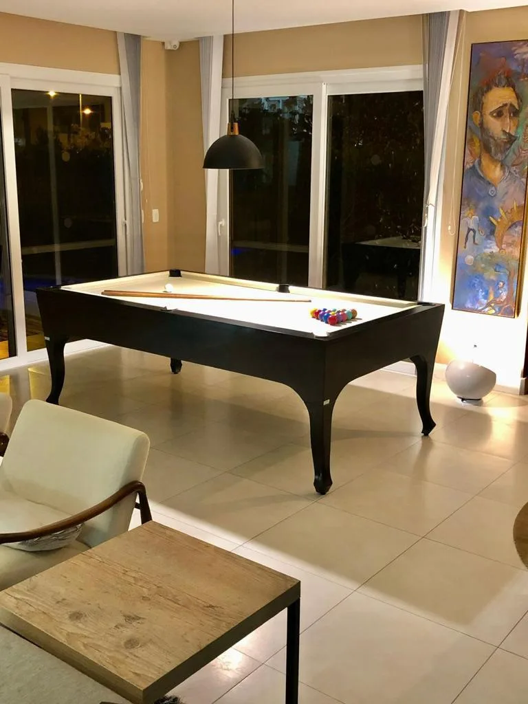 Jurerê Internacional: Ultra-Luxury Villa with Private Pool in Florianópolis