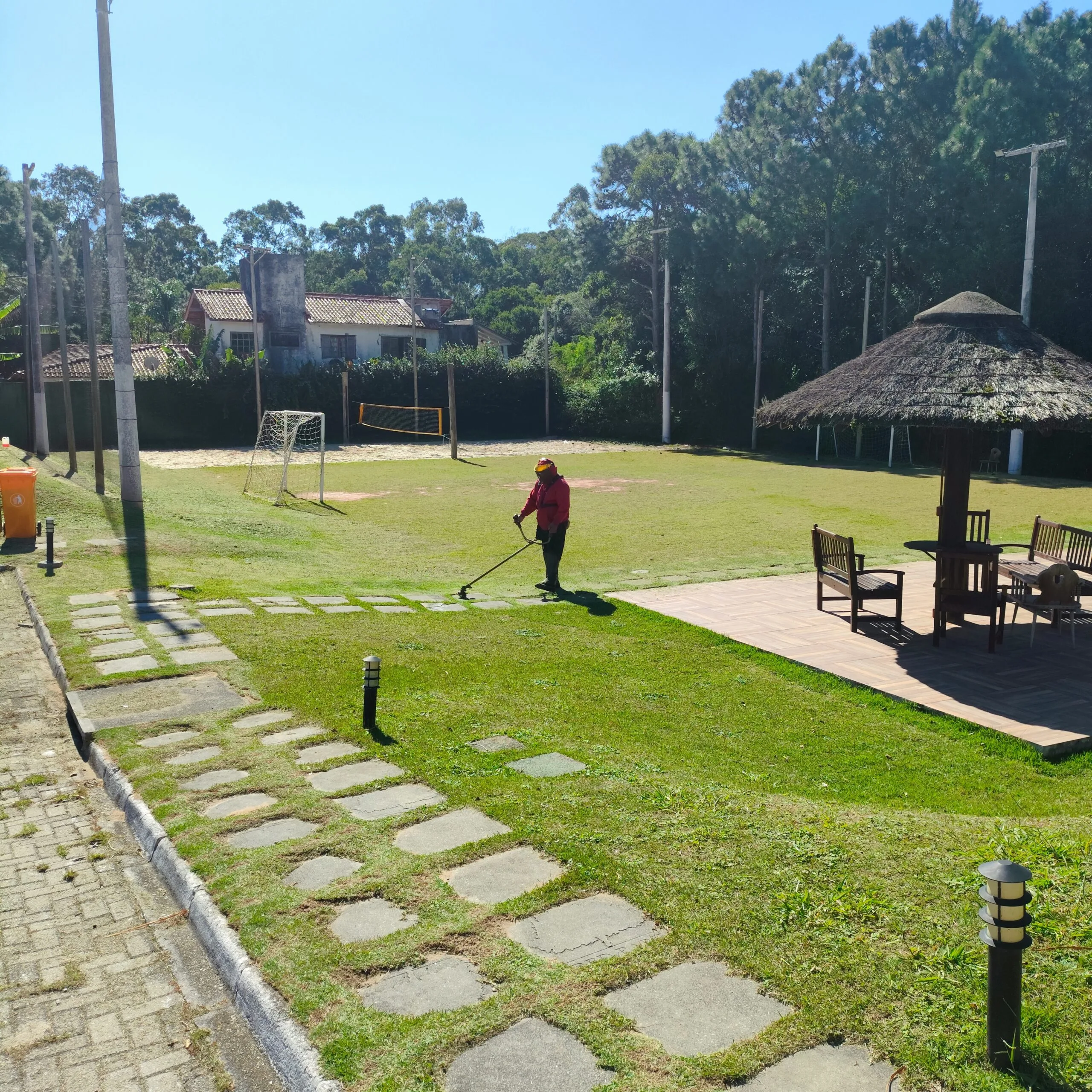 Brutalist-Style Smart Home with Private Garden in Florianópolis