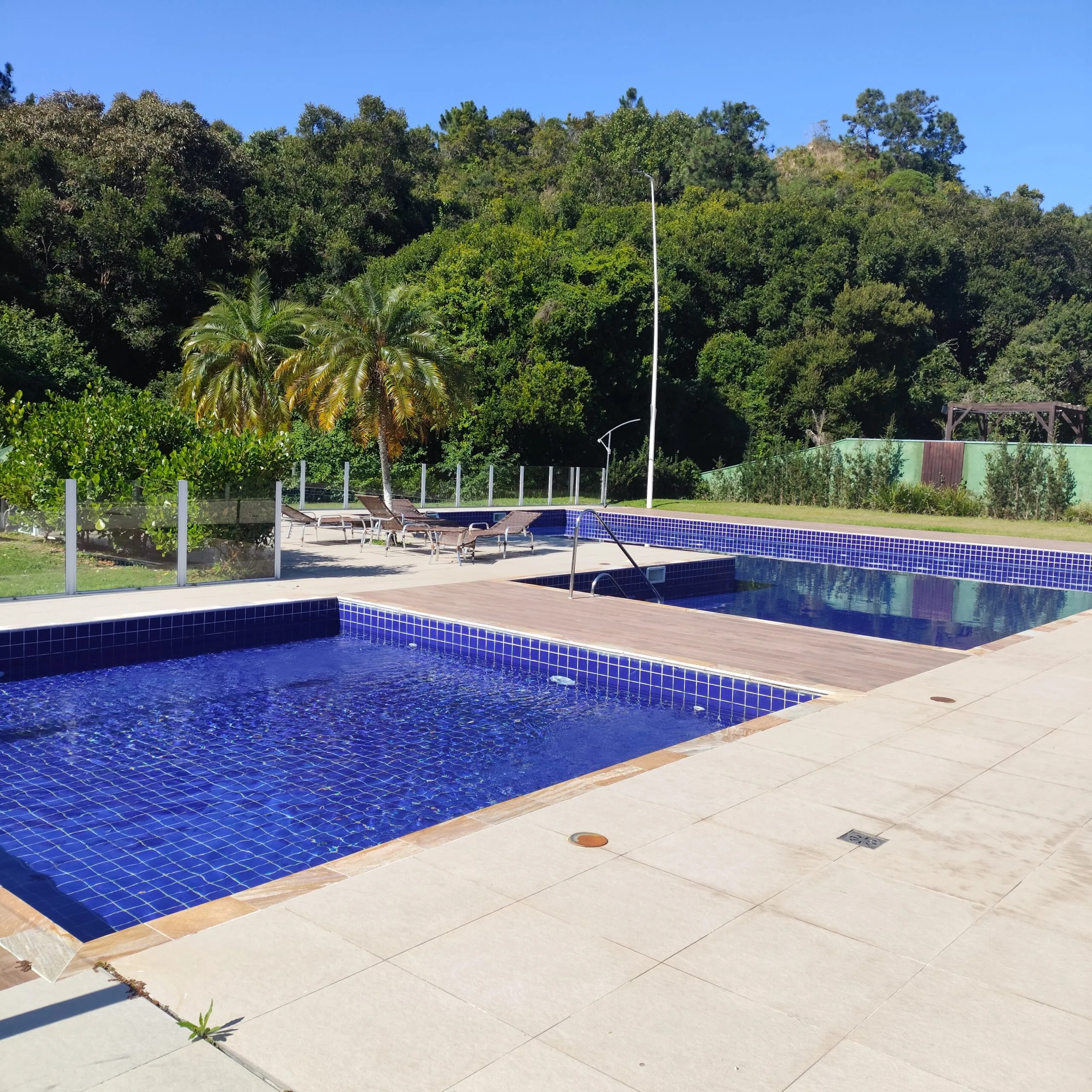 Brutalist-Style Smart Home with Private Garden in Florianópolis