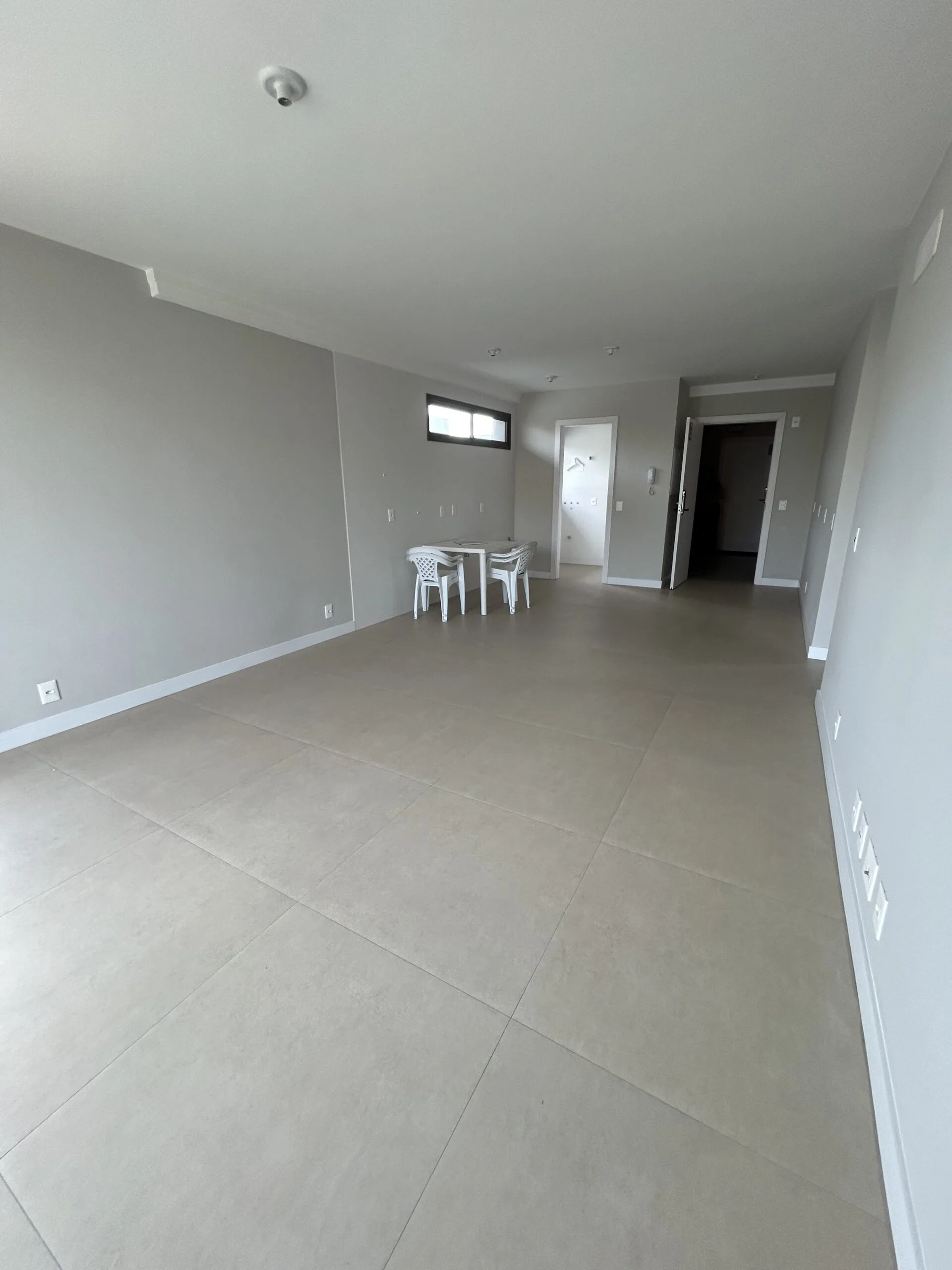 Belvedere Beach Garden: Luxury Penthouse with Ocean Views in Florianópolis