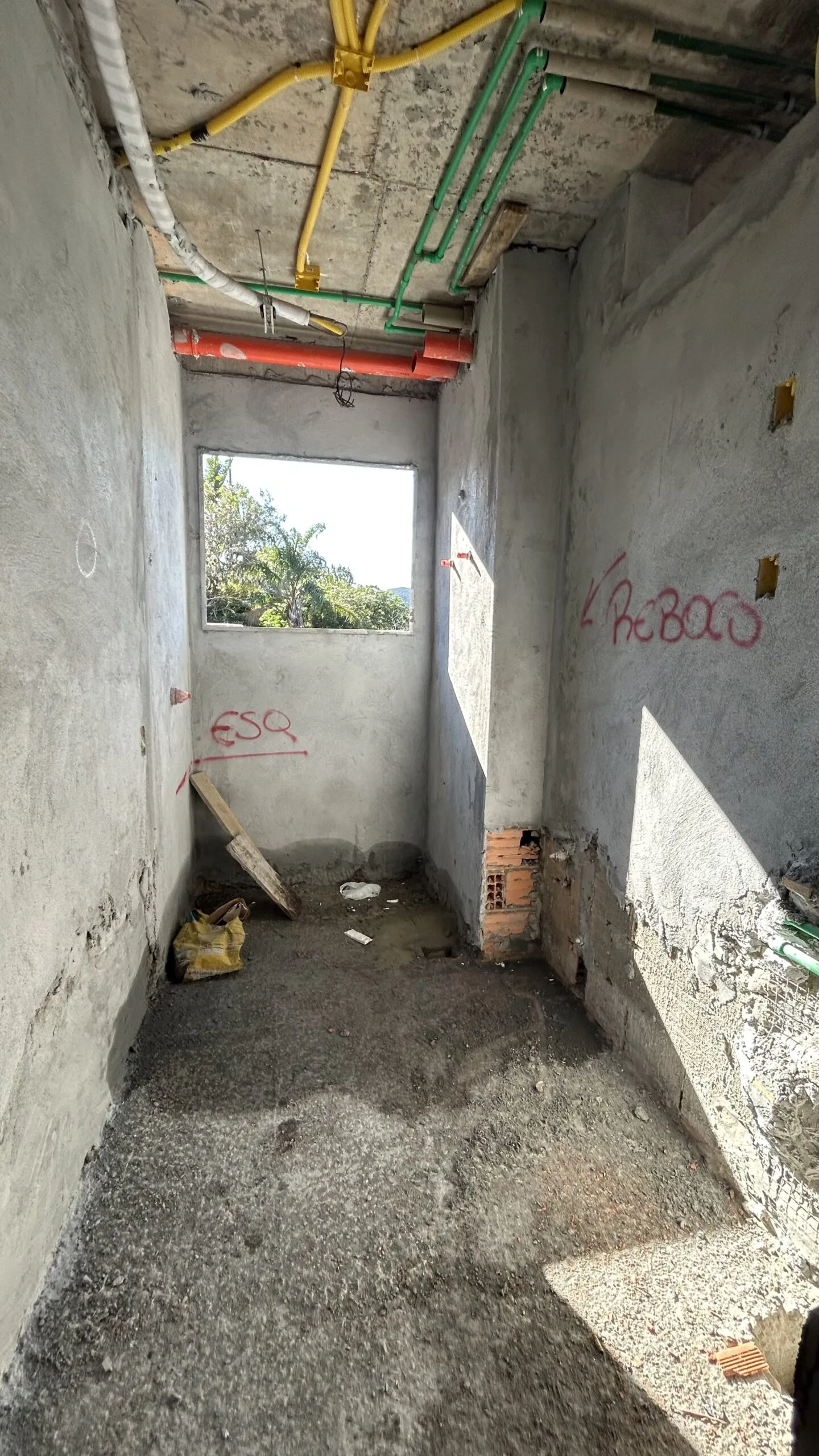 Moradas do Canto: Ultra-Luxury Suspended Mansion with Lagoon Views in Florianópolis