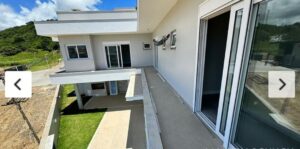 Casa á venda em Ingleses Florianópolis condomínio fechado