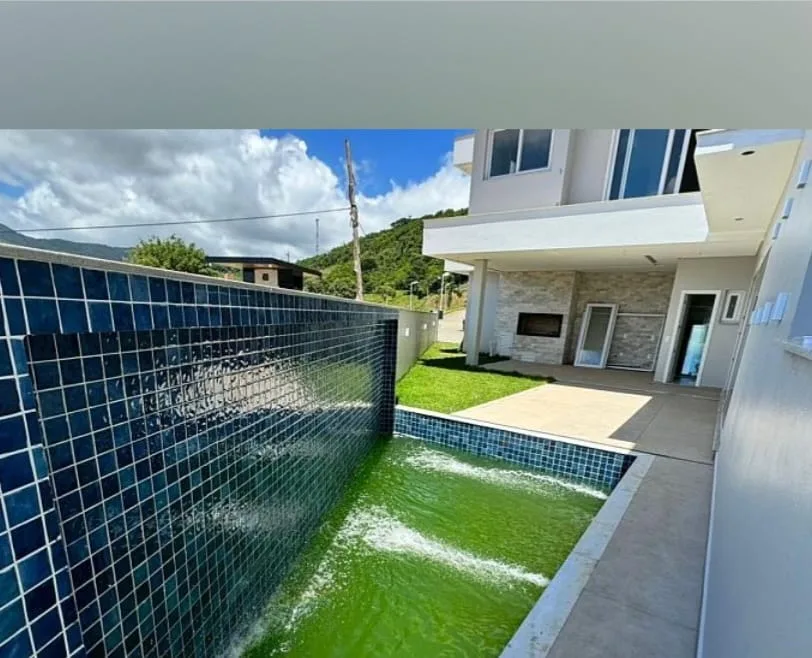 Contemporary Luxury House with Private Pool in Florianópolis