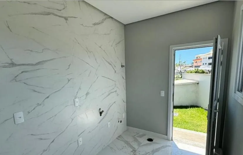 Contemporary Luxury House with Private Pool in Florianópolis