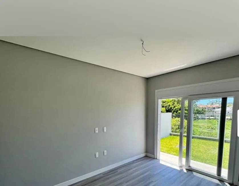 Contemporary Luxury House with Private Pool in Florianópolis