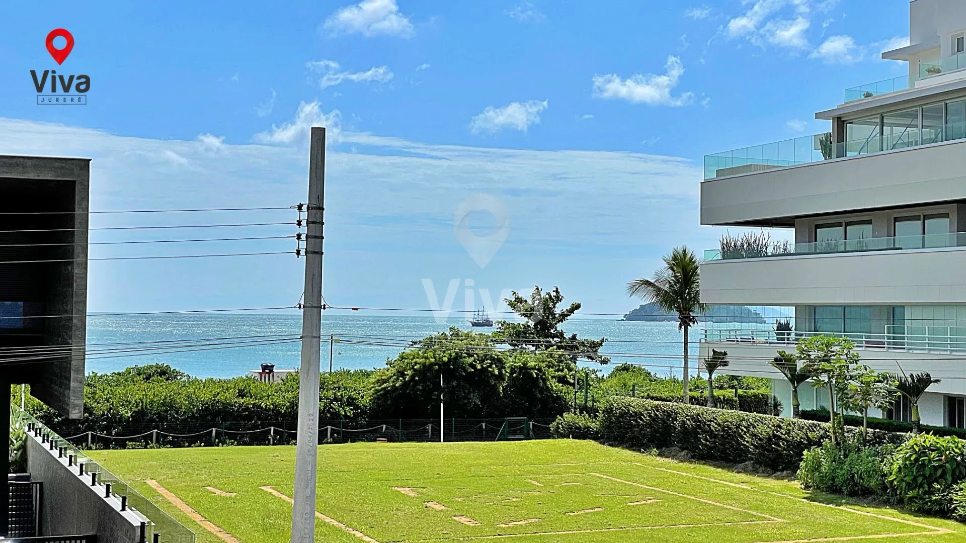 Jurerê Internacional: Ultra-Luxury Beachside House in Florianópolis