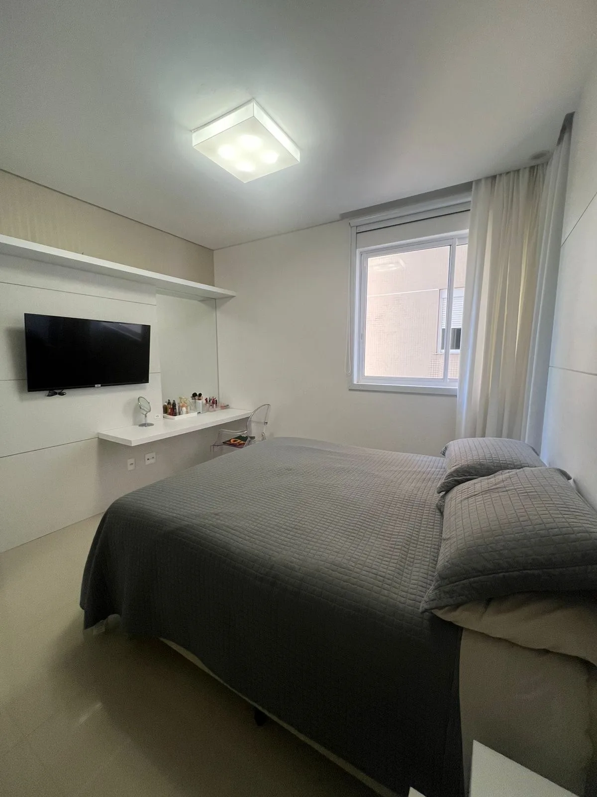 Infinity Blue: Luxury Oceanfront Apartment in Itapema