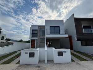 MALIBU ECO RESIDENCE house for sale in Campeche Florianópolis