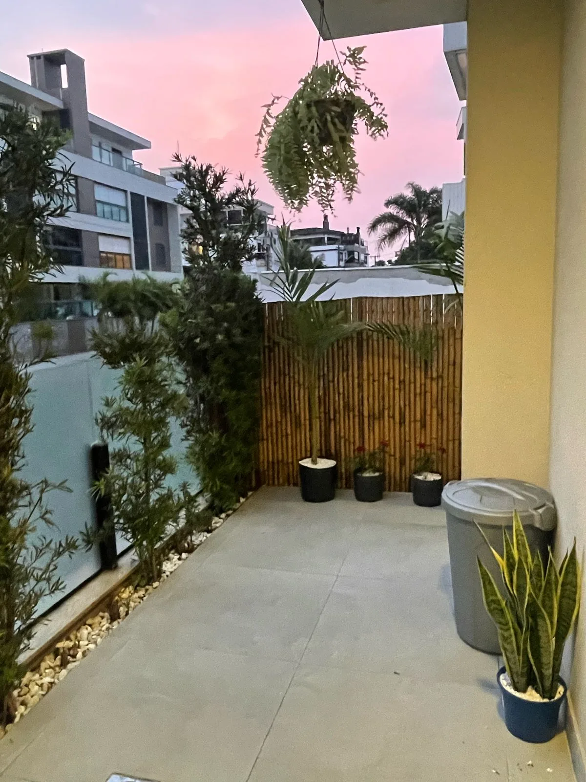 Fun Beach Home: Premium House with Private Garden in Florianópolis