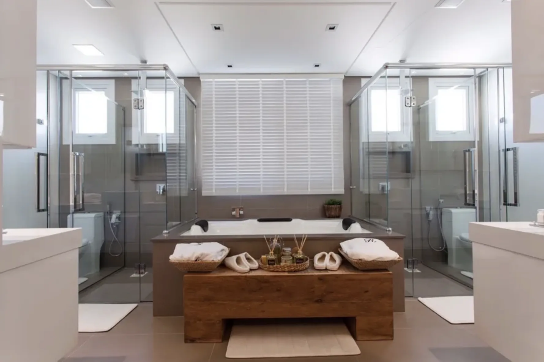 Jurerê Residence: Ultra-Luxury House with Private Pool in Florianópolis