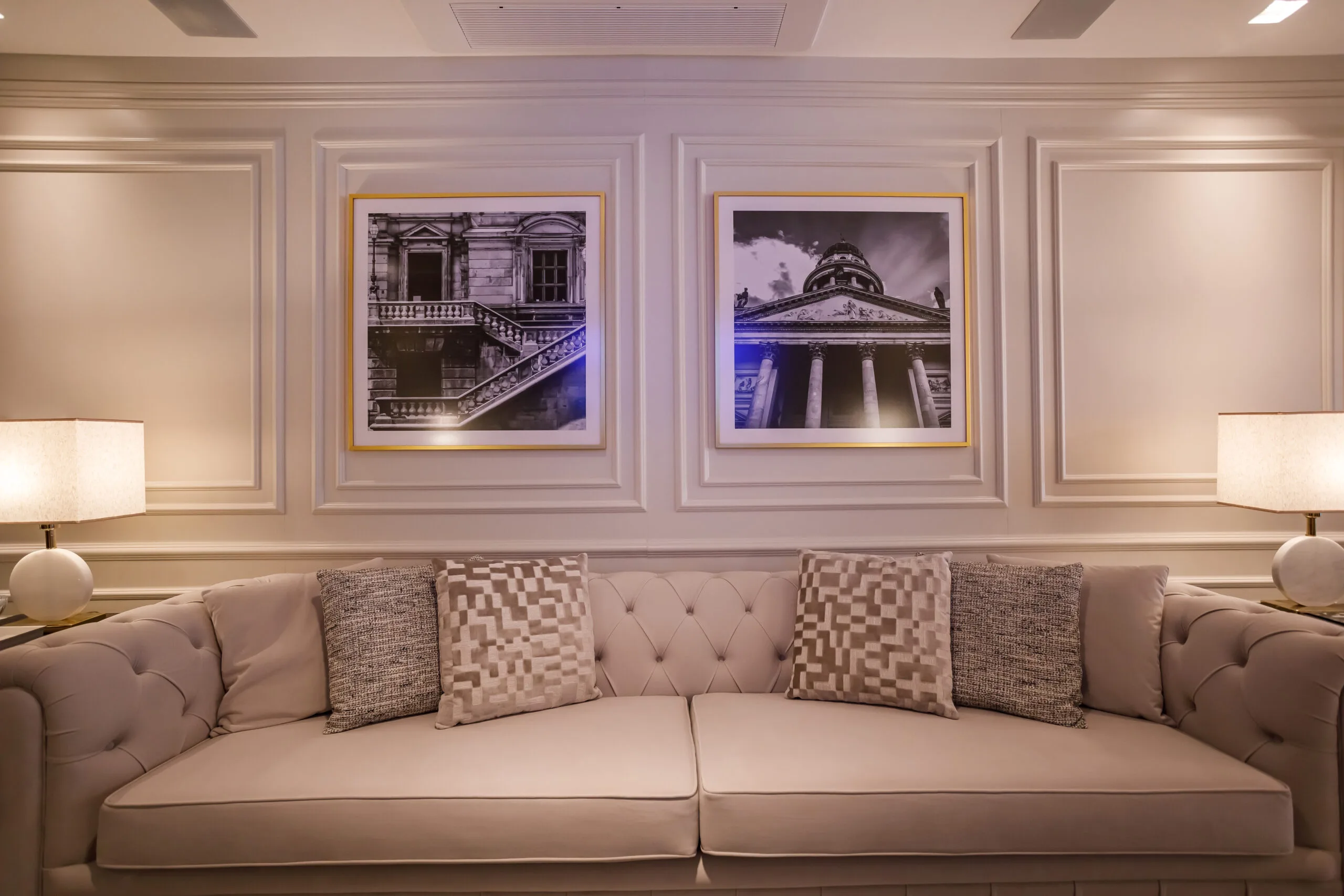 CNA Cartier Residence: Ultra-Luxury Oceanfront Apartment in Meia Praia
