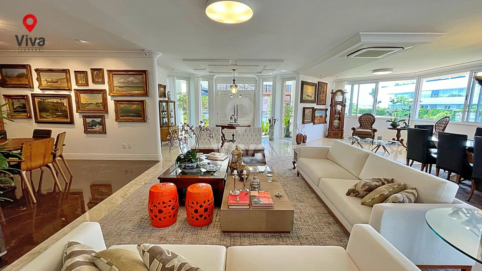 Jurerê Internacional: Ultra-Luxury Beachside House in Florianópolis