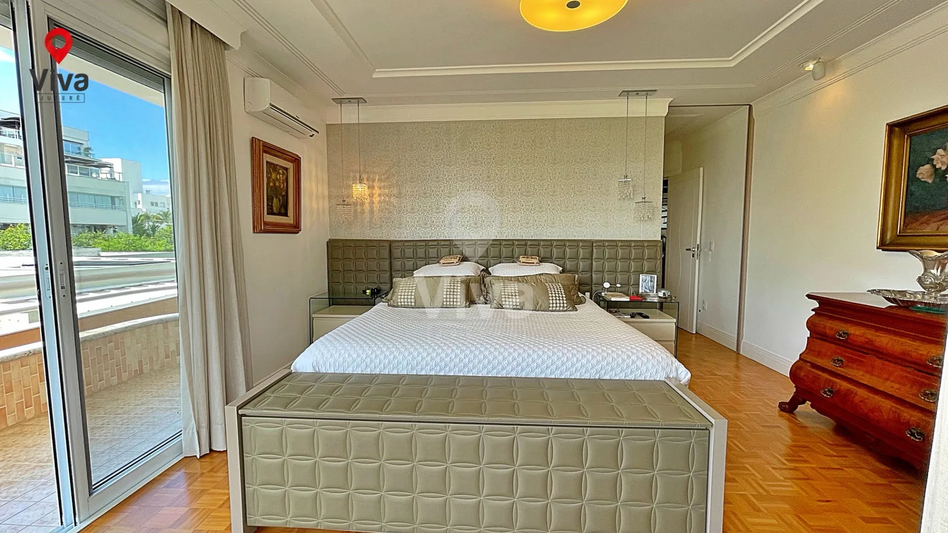 Jurerê Internacional: Ultra-Luxury Beachside House in Florianópolis