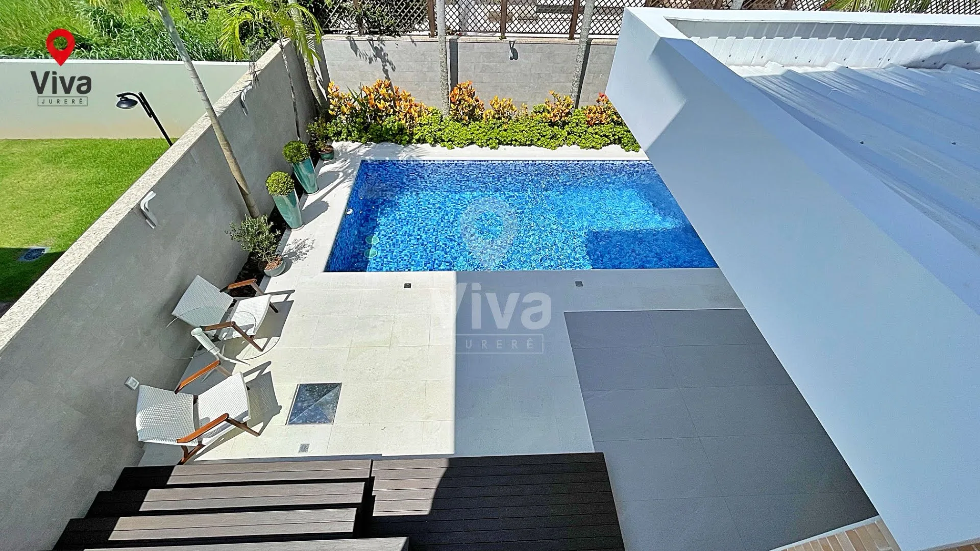 Jurerê Internacional: Ultra-Luxury Beachside House in Florianópolis