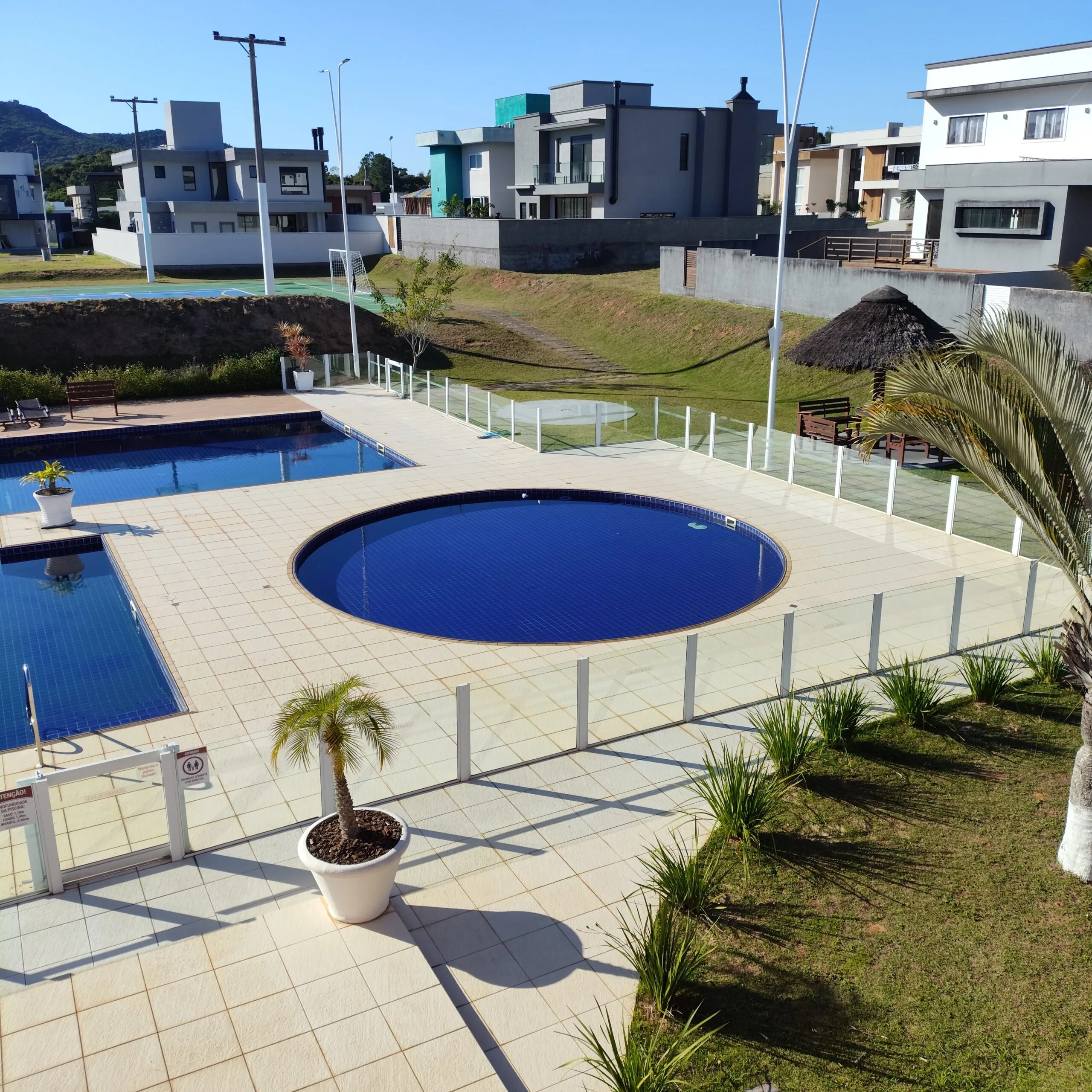 Premium Residence with Private Garden in Rio Vermelho