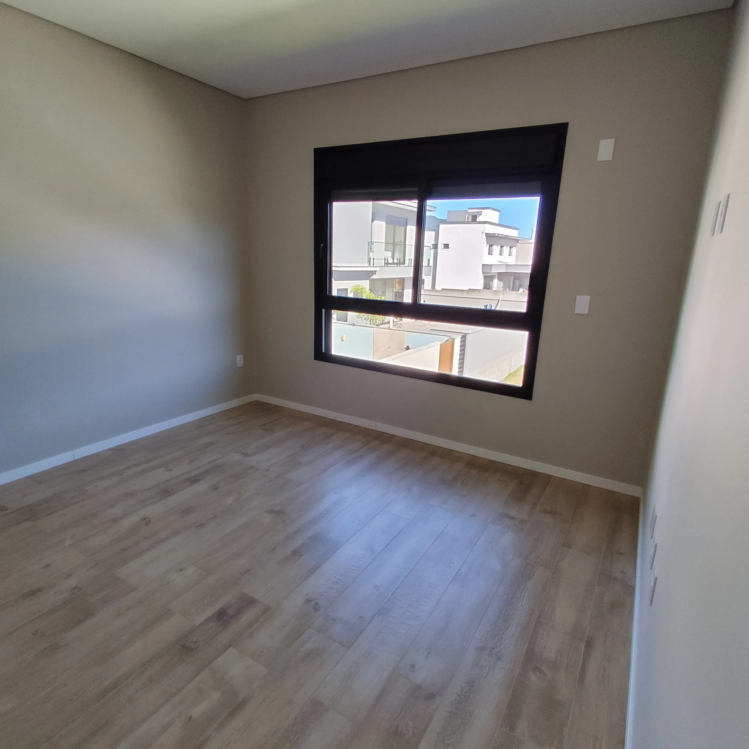 Premium Residence with Private Garden in Rio Vermelho