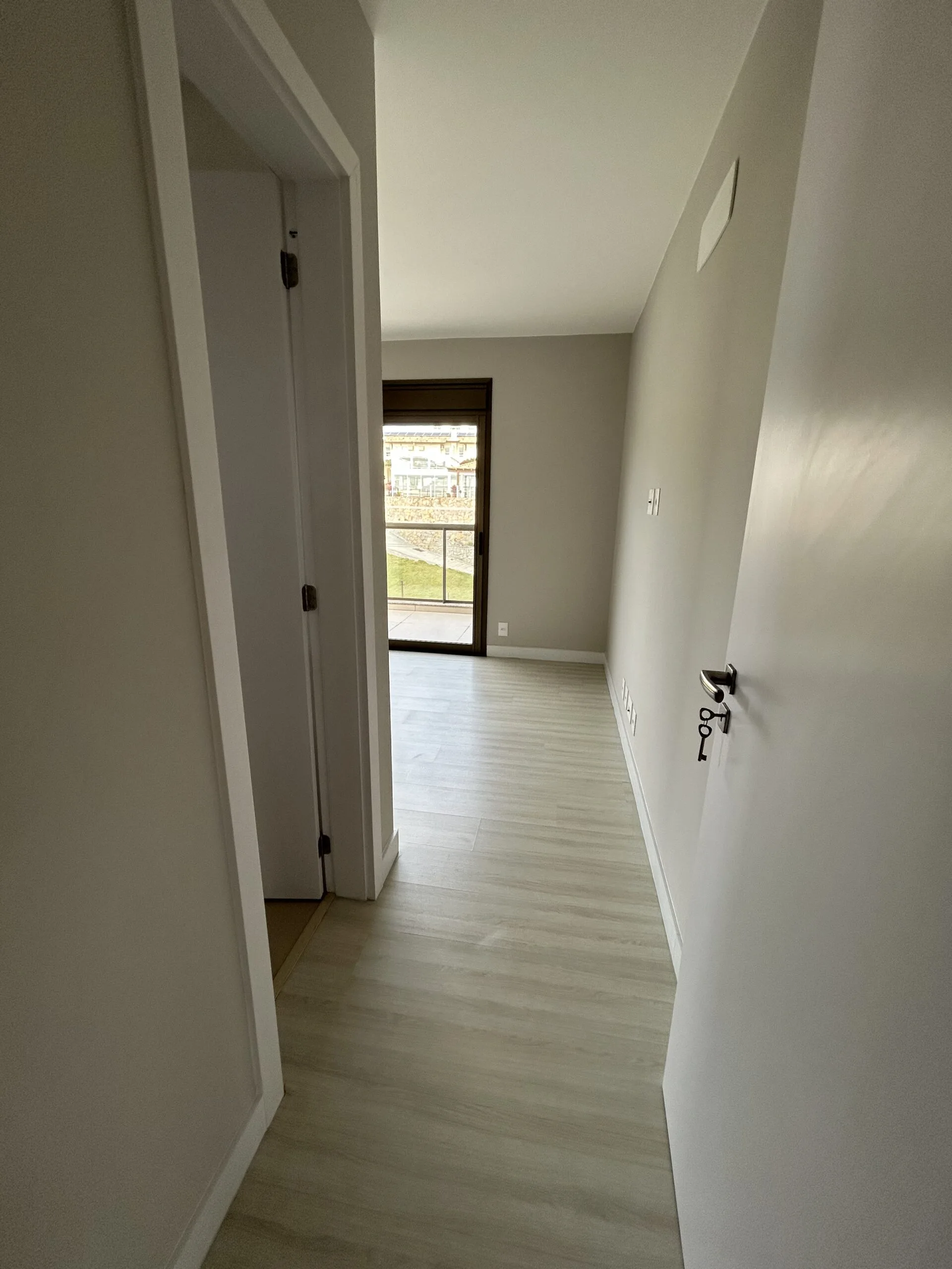 Belvedere Beach Garden: Luxury Penthouse with Ocean Views in Ingleses