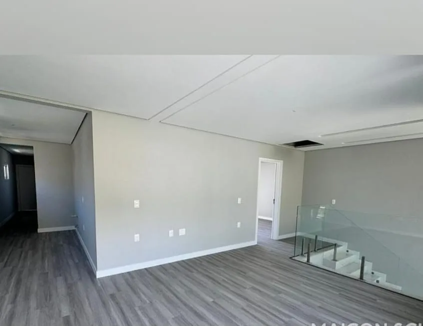 Contemporary Luxury House with Private Pool in Ingleses