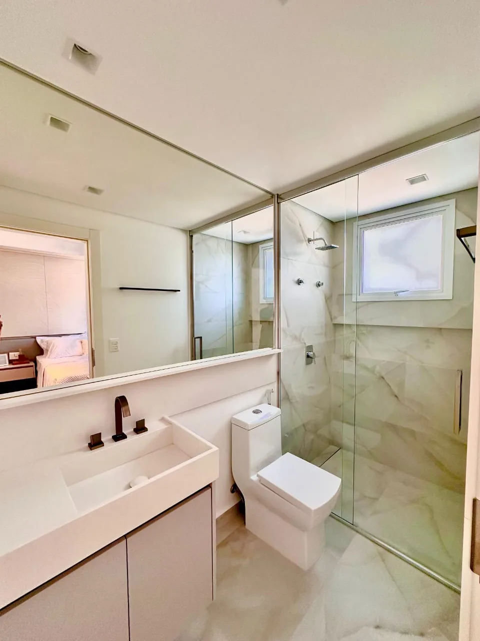 Le Blanc Residence: Luxury Villa with Infinity Pool in Praia Brava