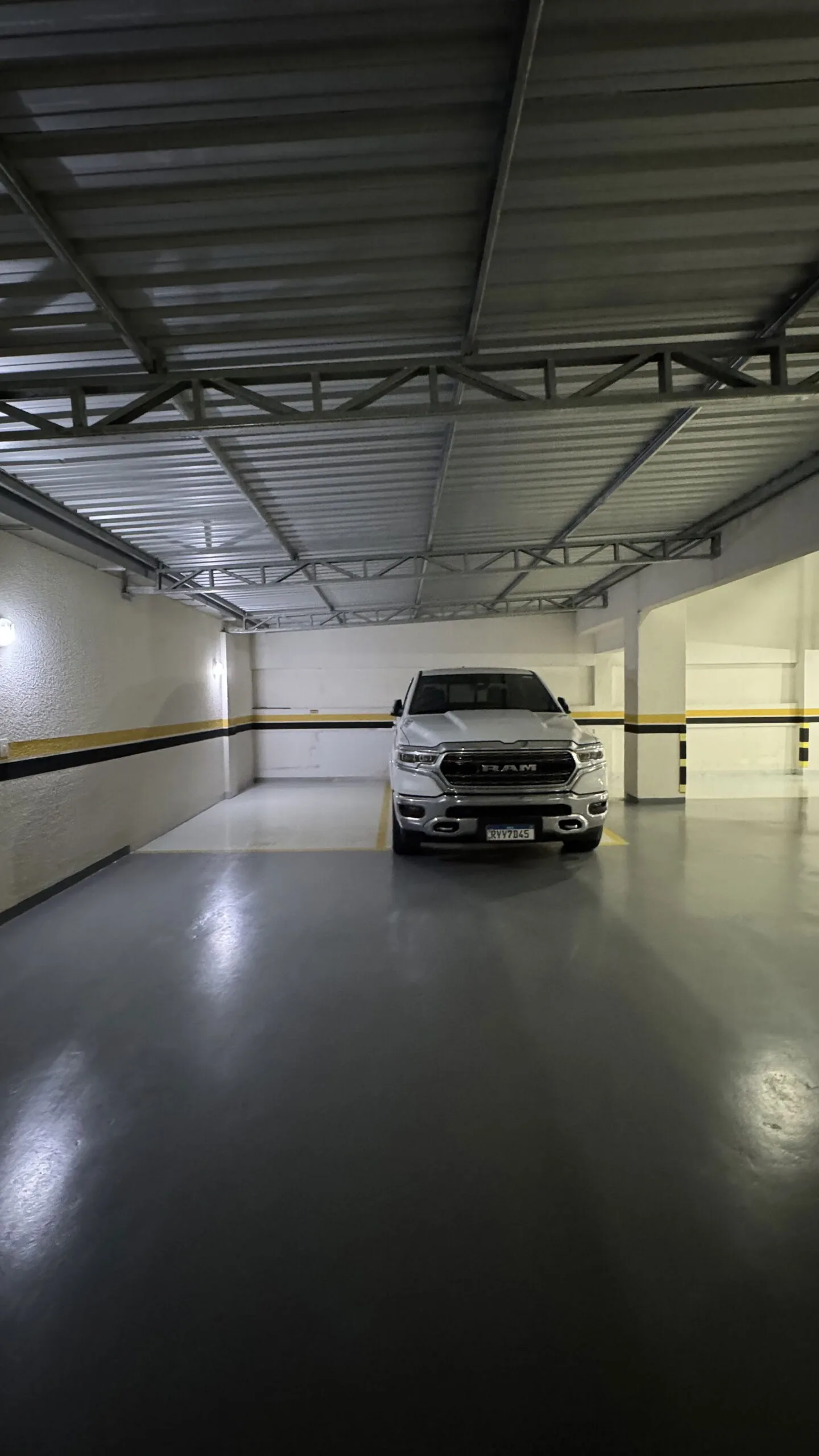 Golden Home Residence: Luxury House with Oceanfront Access in Itapema