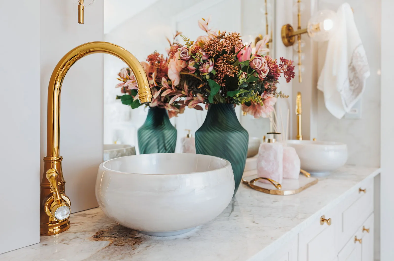 Francisco I Residencial: Ultra-Luxury House with Private Floor in Itapema