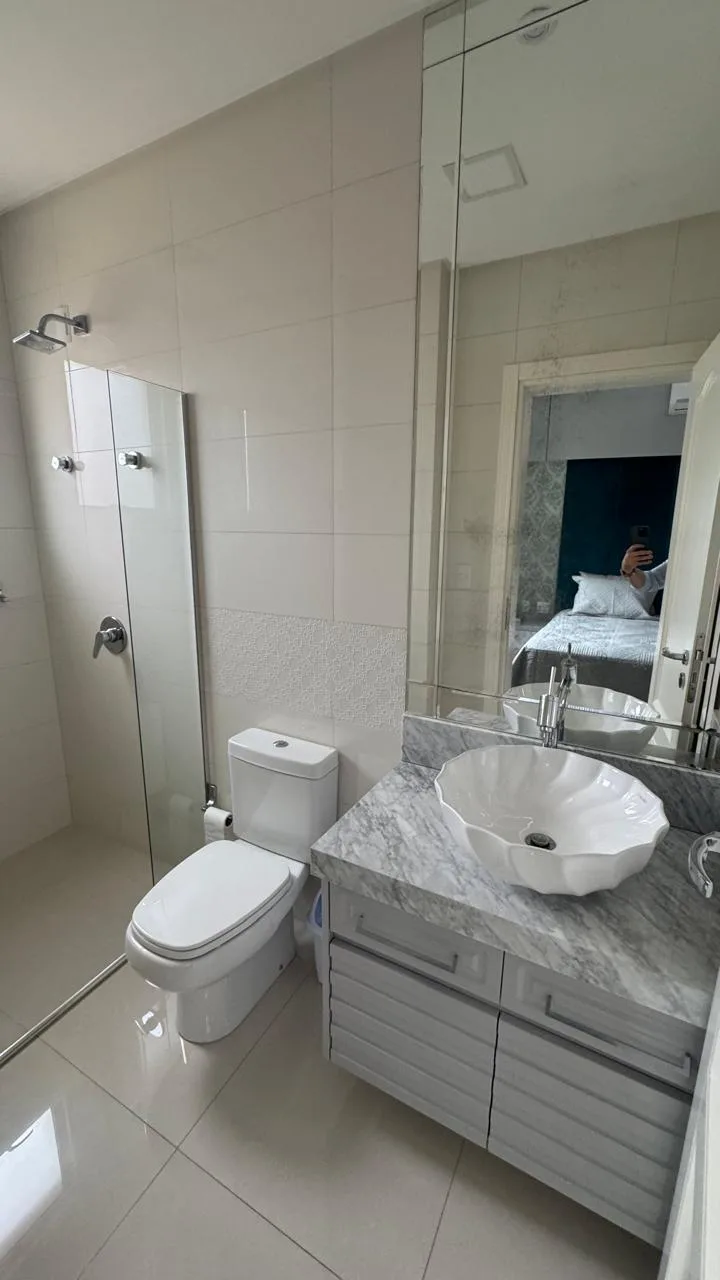 Ville de France: Luxury Oceanfront Apartment in Itapema