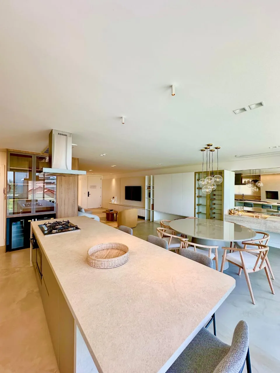 Le Blanc Residence: Luxury Villa with Infinity Pool in Praia Brava