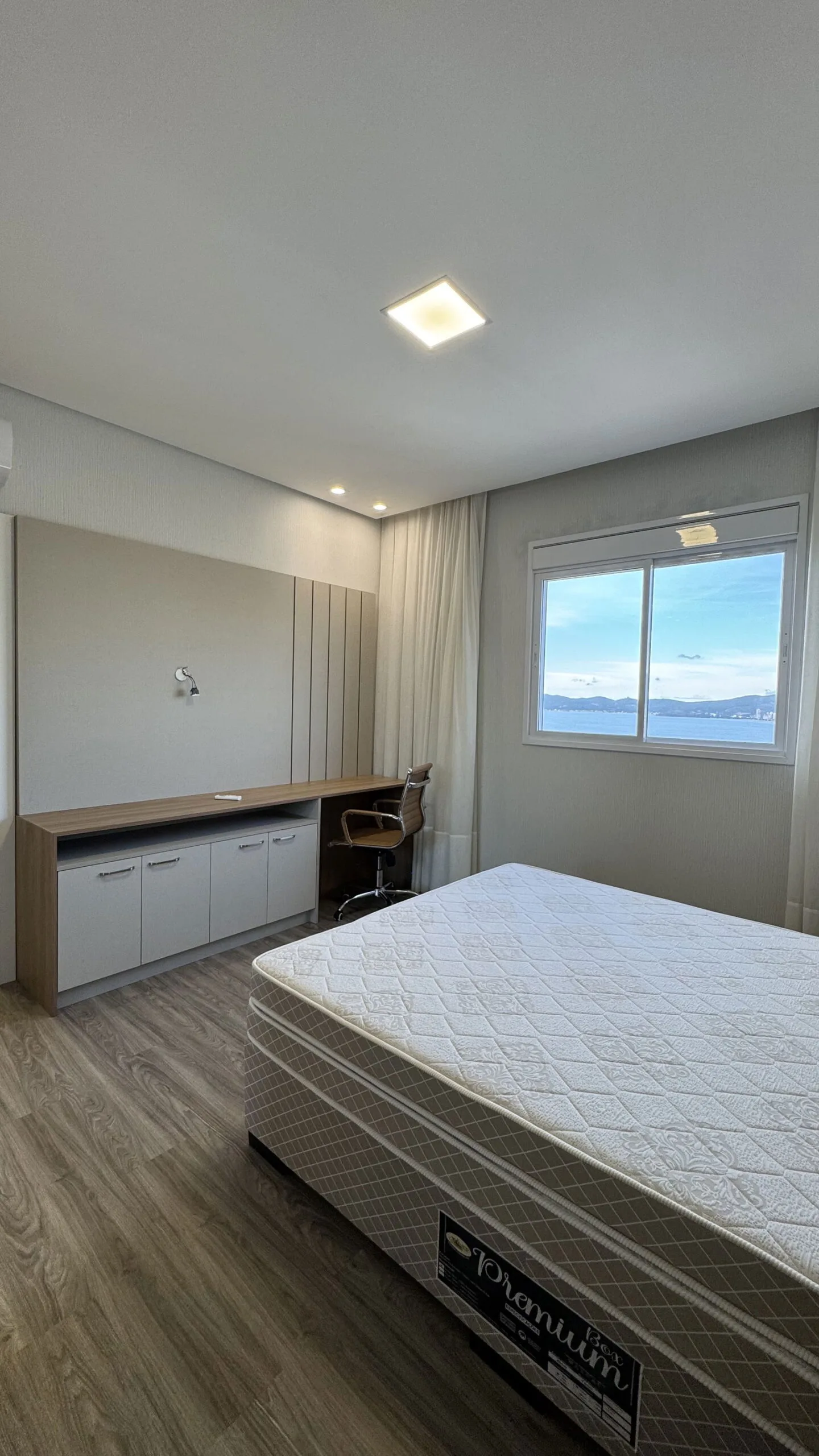 Golden Home Residence: Luxury House with Oceanfront Access in Itapema