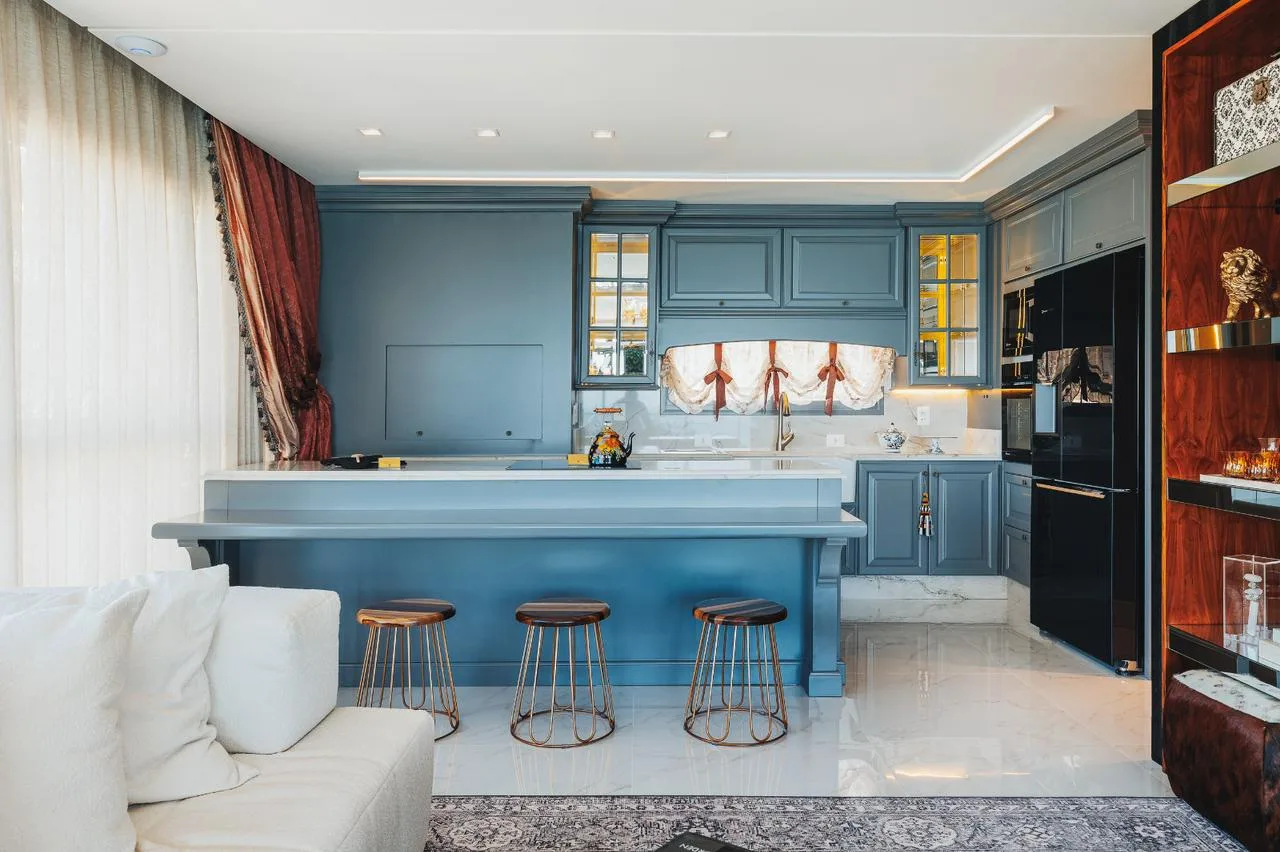 Francisco I Residencial: Ultra-Luxury House with Private Floor in Itapema