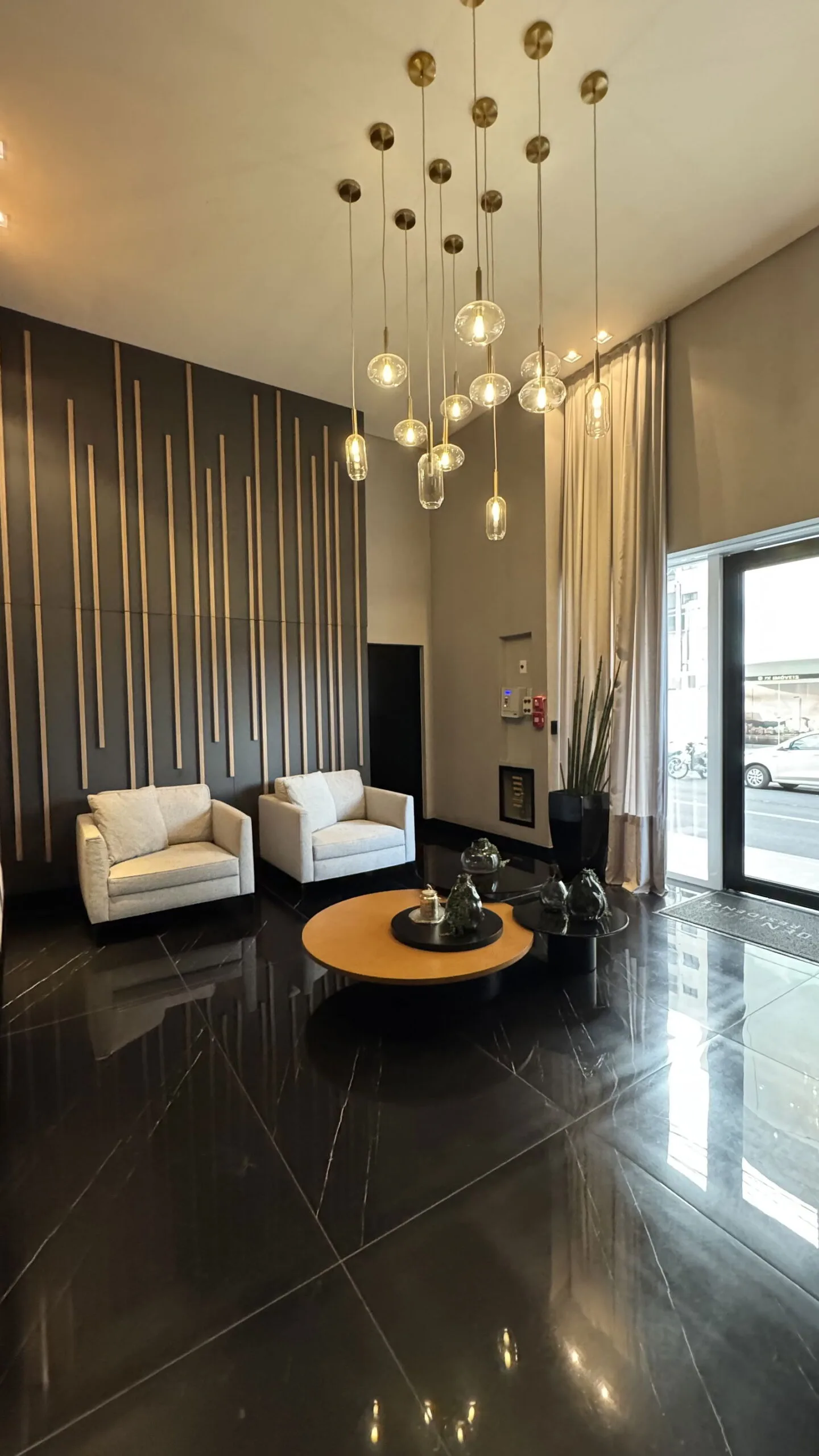 Golden Home Residence: Luxury House with Oceanfront Access in Itapema