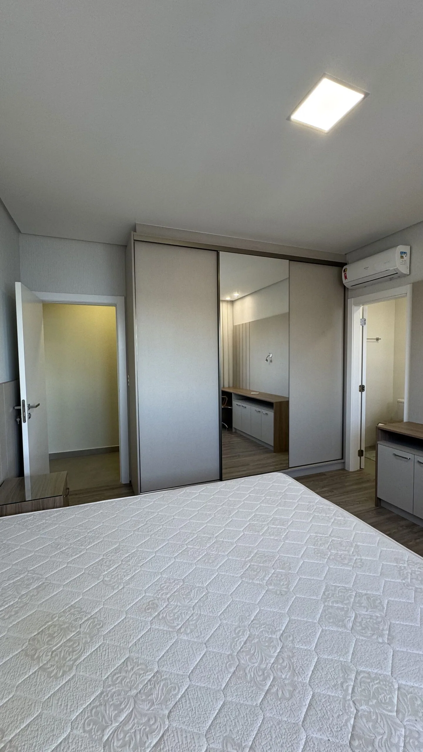 Golden Home Residence: Luxury House with Oceanfront Access in Itapema