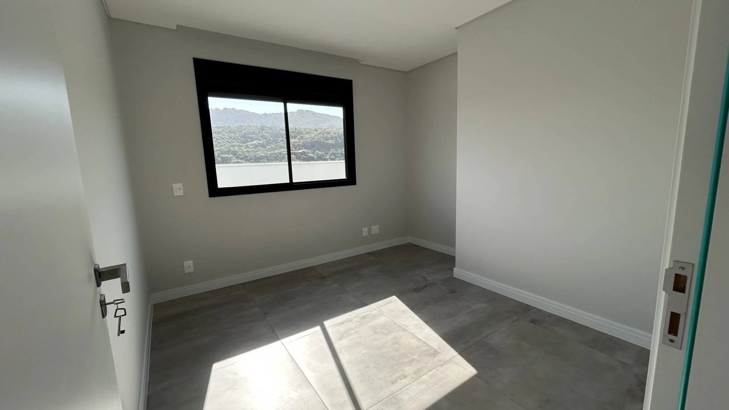 Villa Pamplona: Premium House with Private Garden in Florianópolis