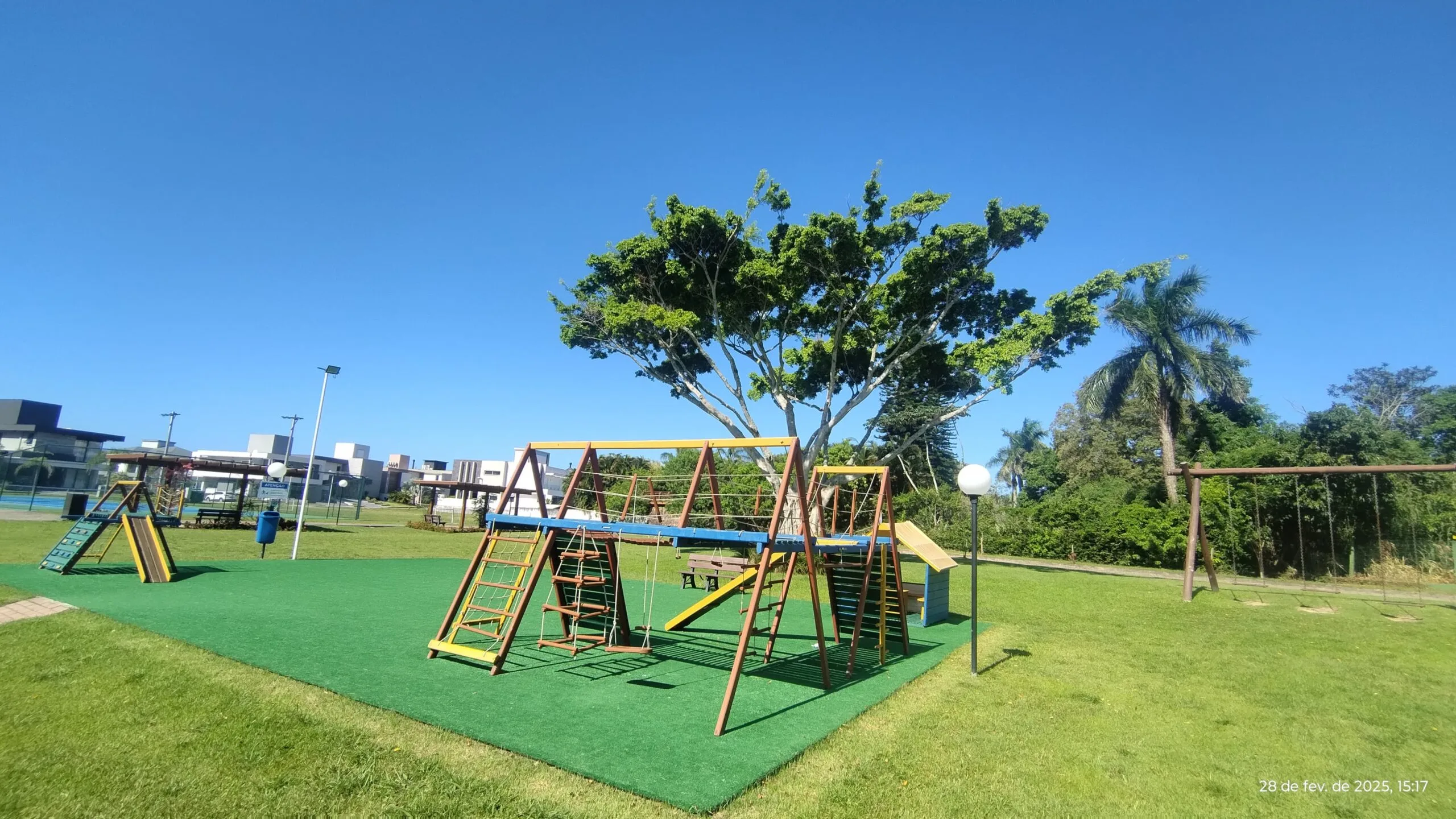 Jardim Ingleses: Luxury House with Private Pool in Florianópolis