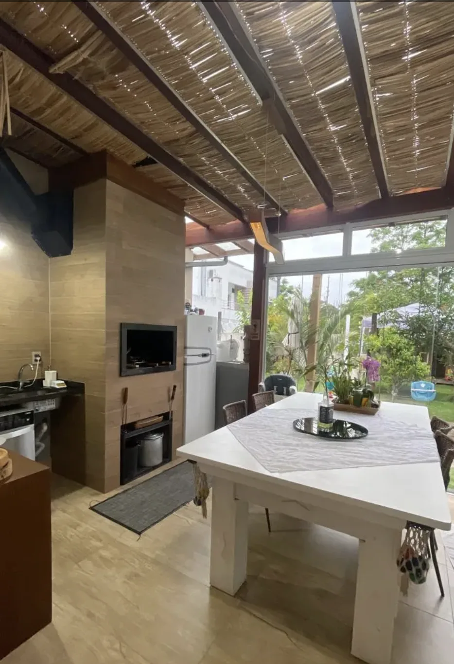 Jardim Rio Vermelho: Premium House with Solar Energy in Florianópolis