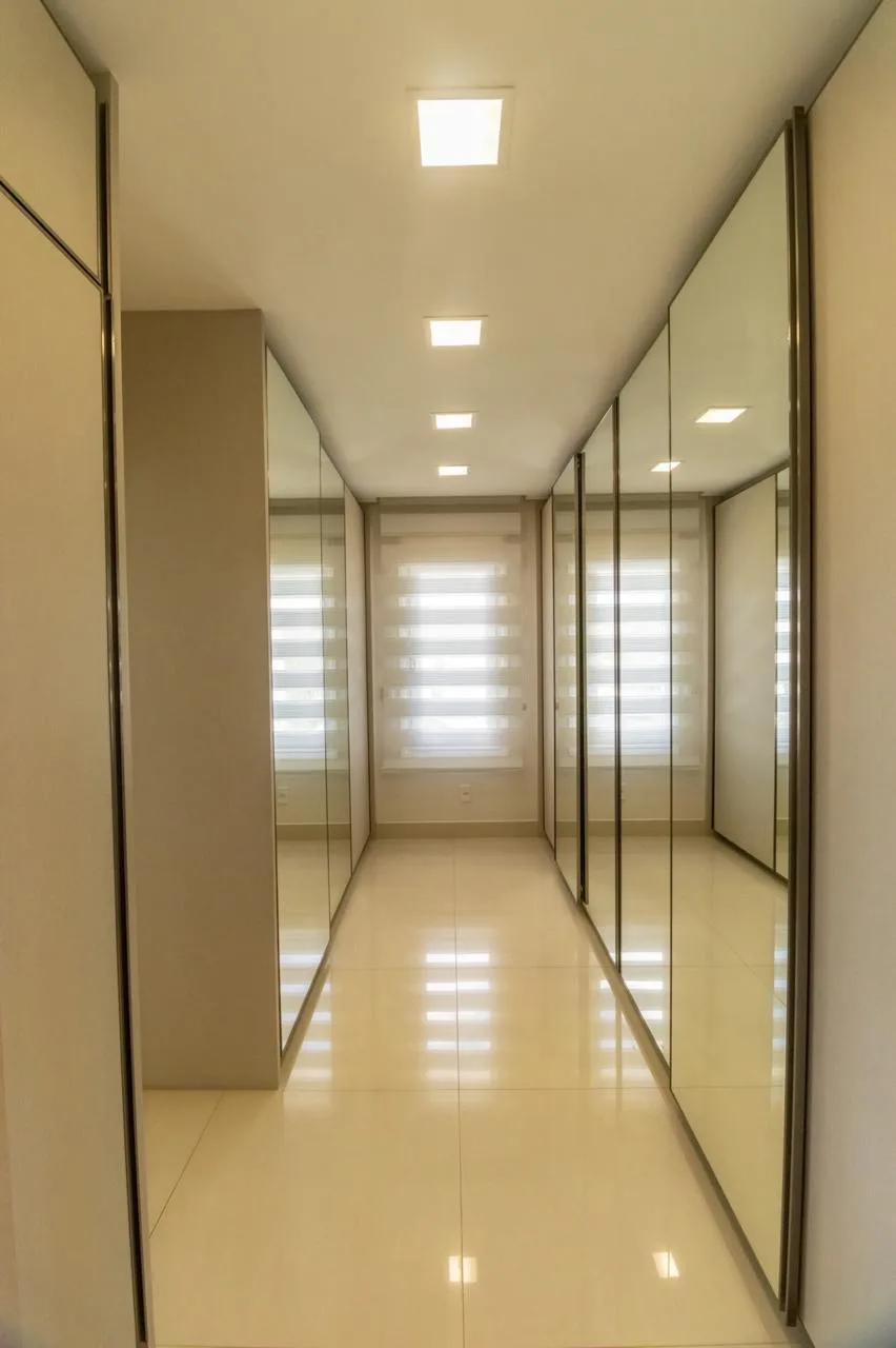 Jurerê Internacional: Ultra-Luxury Residence with Private Garden in Florianópolis