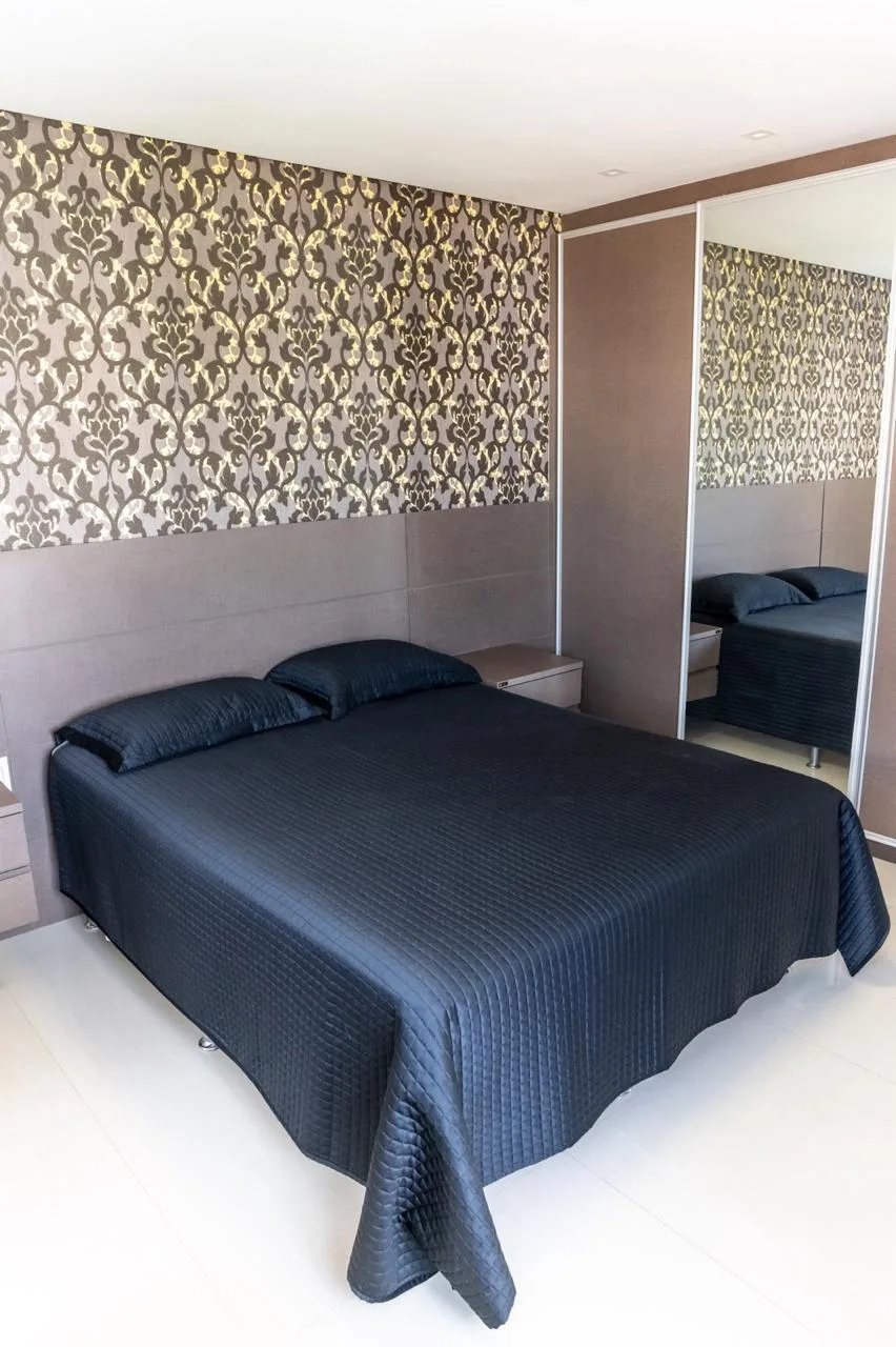 Jurerê Internacional: Ultra-Luxury Residence with Private Garden in Florianópolis