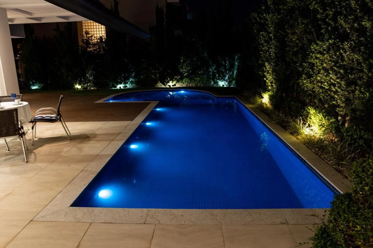 Jurerê Internacional: Ultra-Luxury Residence with Private Garden in Florianópolis