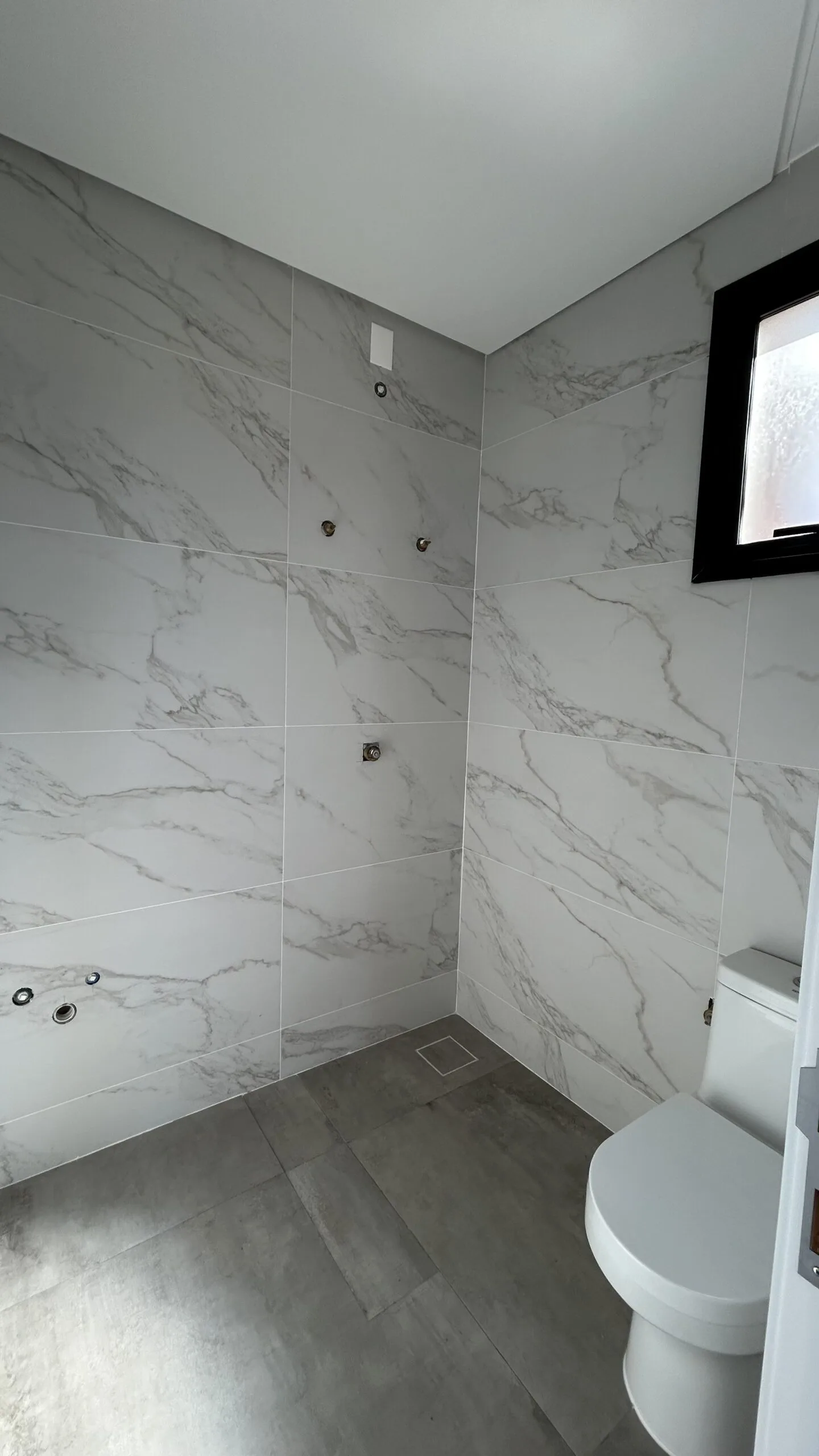 Villa Pamplona: Premium House with Private Garden in Rio Tavares