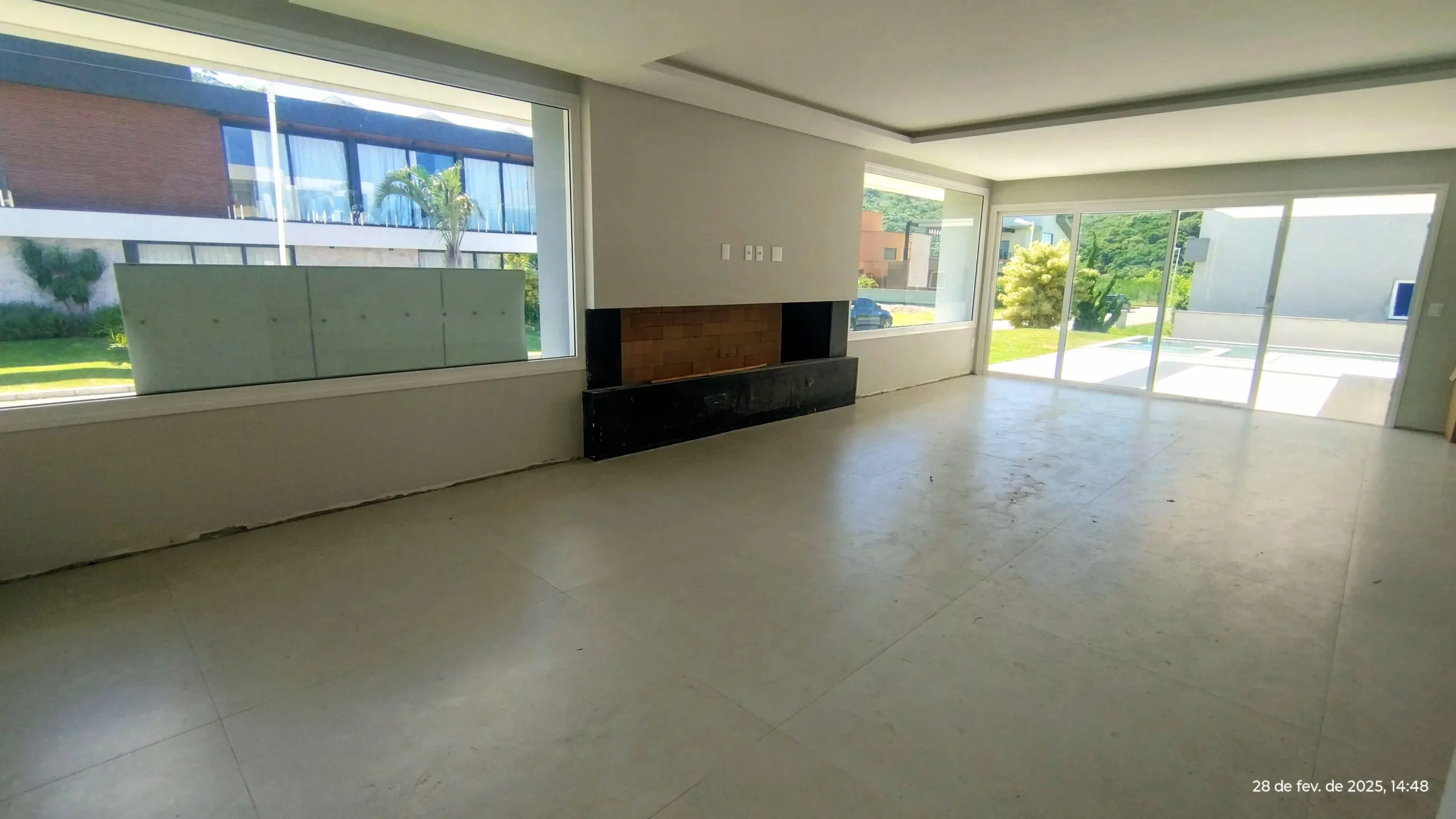 Jardim Ingleses: Luxury House with Private Pool in Florianópolis